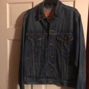 Classic Levi’s medium Trucker Denim Jacket